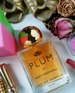Lisa Loves - The one about the make-up artist and the perfume Lisa Loves - The one about the make-up artist and the perfume