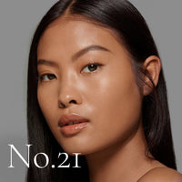 Lisa Eldridge Seamless Skin Foundation - Shade No. 21