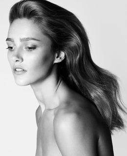 Karmen Pedaru - Vogue Turkey - Cuneyt Akeroglu
