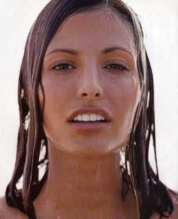 Elsa Benítez - British Vogue - Robert Erdmann