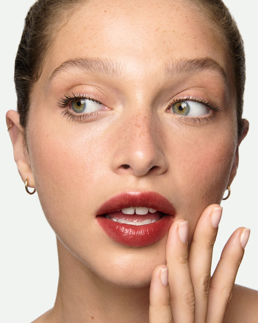 Arts Club (Baume Embrace Melting Lip Colour)