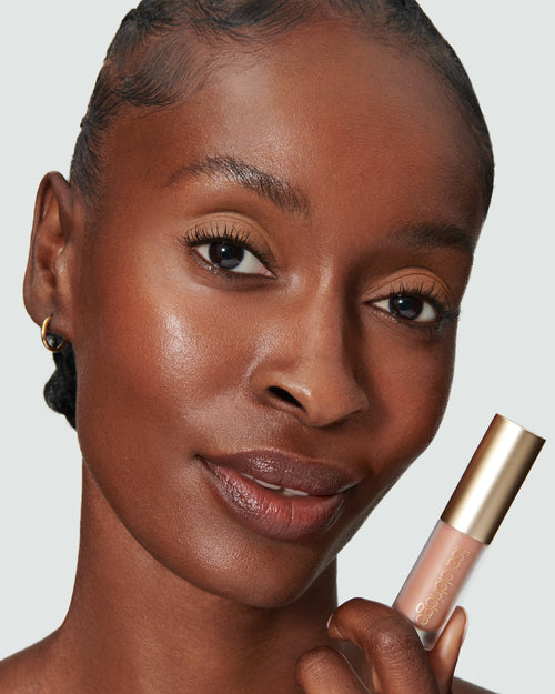 Image showing Irene (Liquid Silk Liquid Eyeshadow) on model