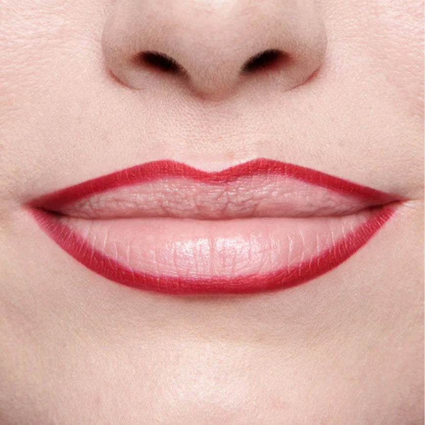 Close-up of a model's lips with Ribbon lip liner outline