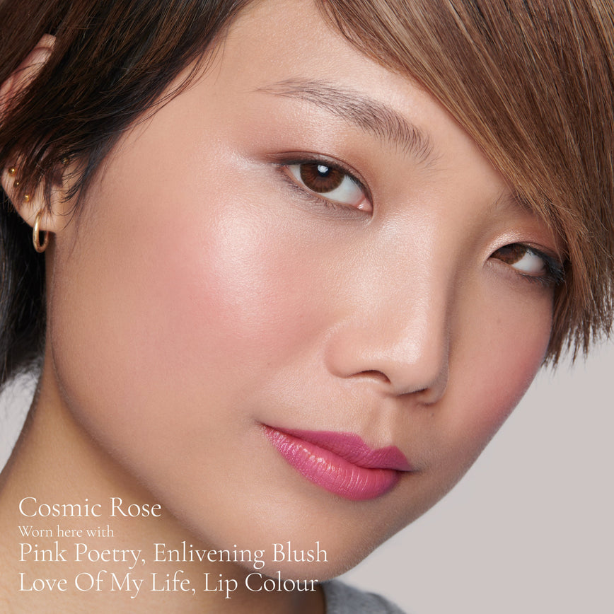 Lisa Eldridge Elevated Glow Highlighter in Shade Cosmic Rose Pictured on Model