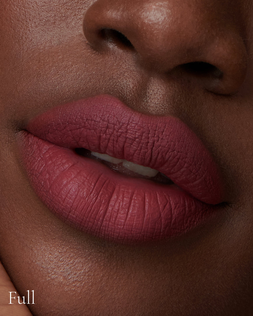 Lisa Eldridge Velveteen Liquid Lipstick in shade Blush pictured on model