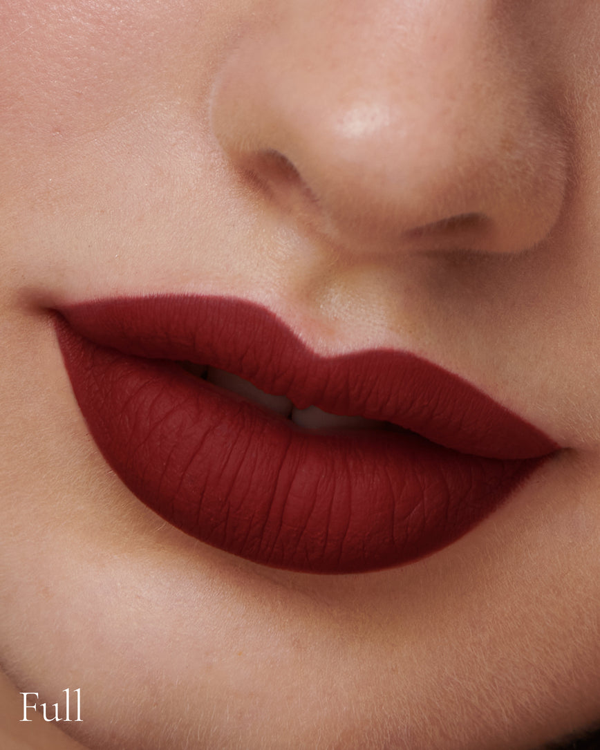 Lisa Eldridge Velveteen Liquid Lipstick in shade Jazz