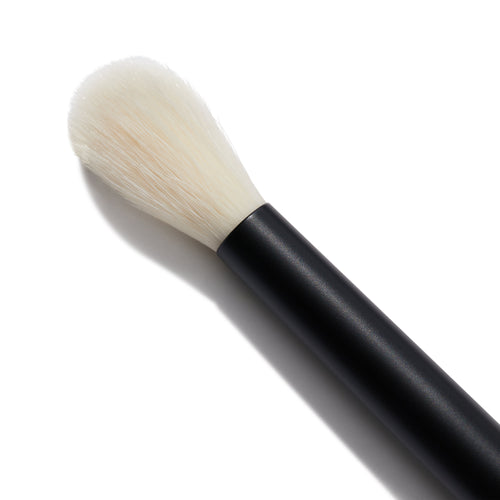 Image showing No. 9 (Seamless Blend Brush) on model